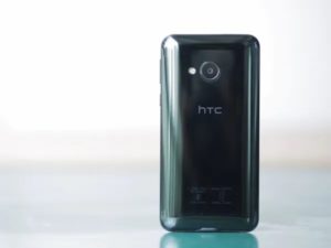How to boot into safe mode on HTC U Play