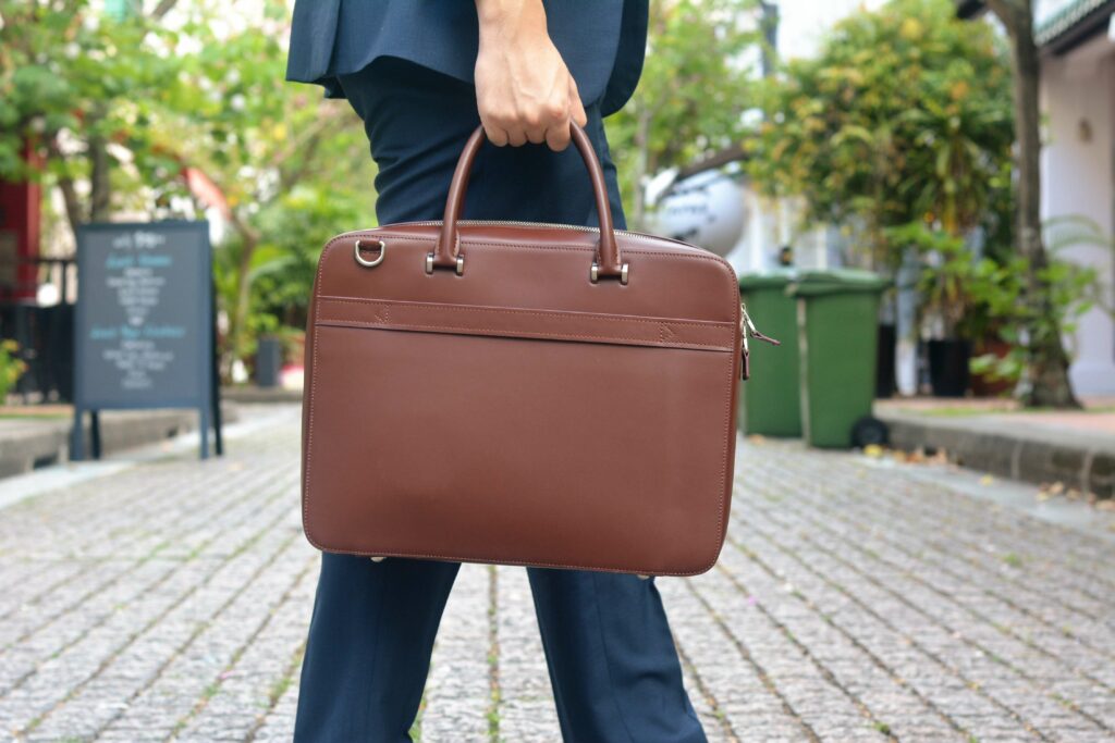 Laptop Bags for Men in Singapore Are The Perfect Accessory for Professionals
