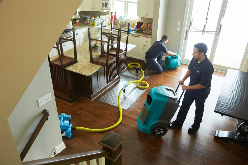 When Should I Use a Water Restoration Service?