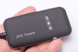 The Ultimate Guide to Choosing the Perfect GPS Tracker for Your Vehicle